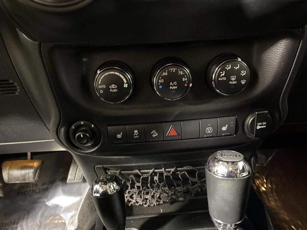 2018 Jeep Wrangler JK Unlimited Altitude - Photo 20