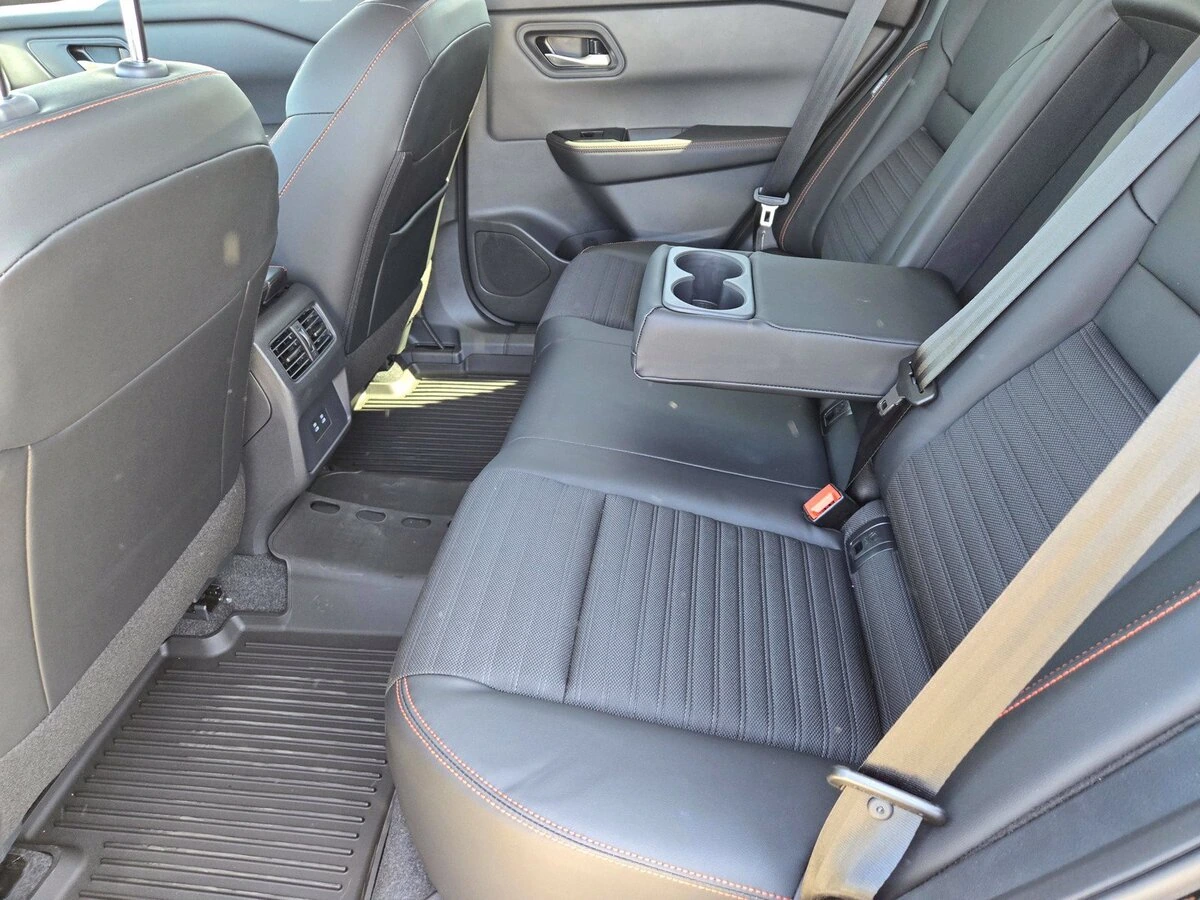 2026 Nissan Rogue Rock Creek - Photo 11