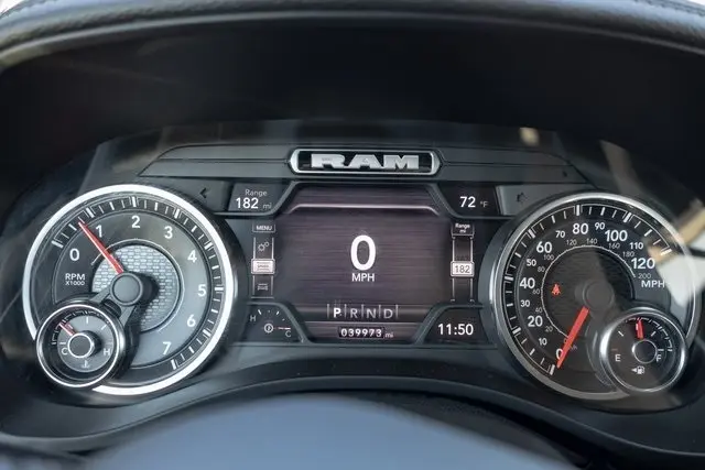 2022 Ram 1500 Laramie photo 10