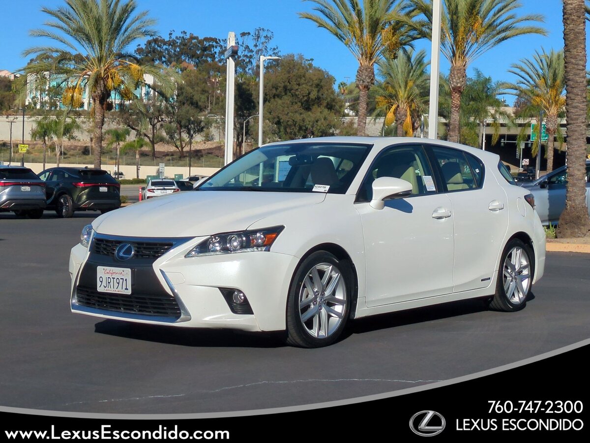 2017 Lexus CT 200h FWD