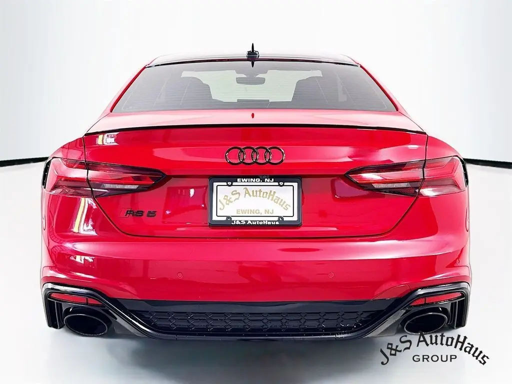 2021 Audi RS 5 photo 6