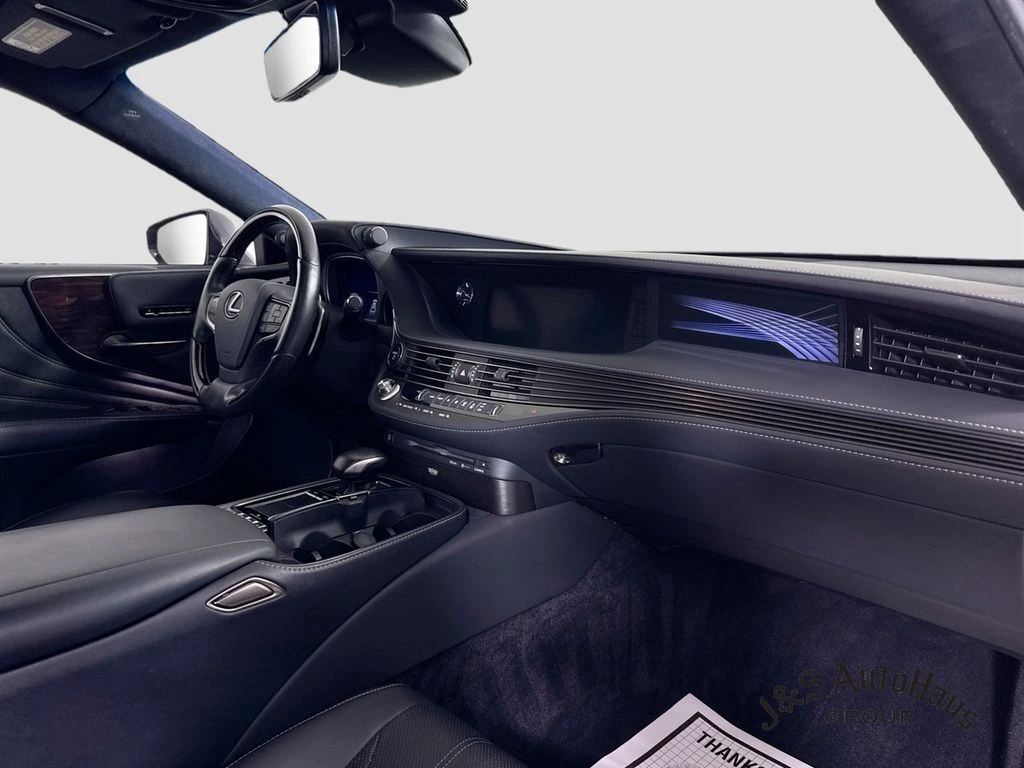 2019 Lexus LS Hybrid 500h - Photo 38
