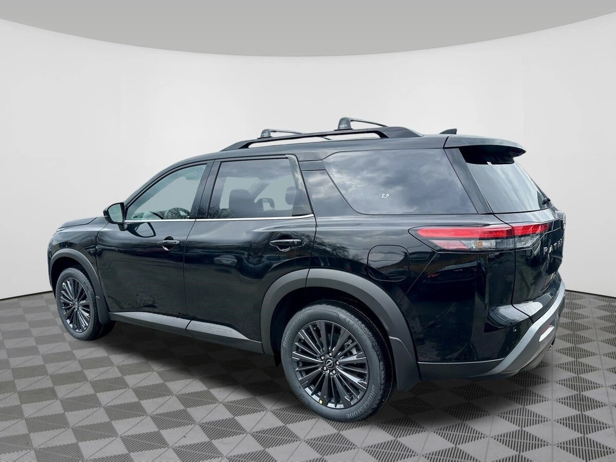 2026 Nissan Pathfinder SL - Photo 16