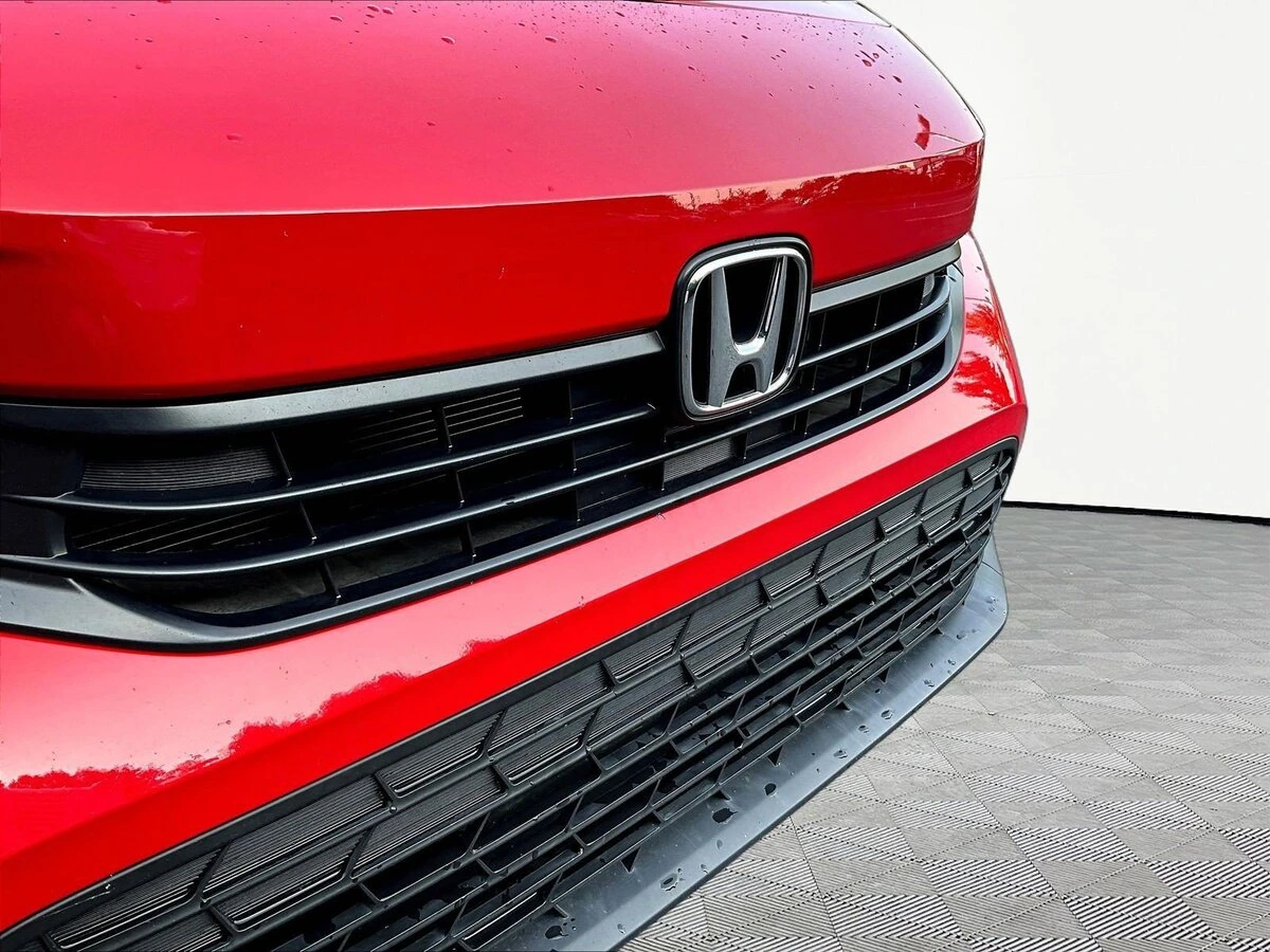 2024 Honda Civic Sport - Photo 32