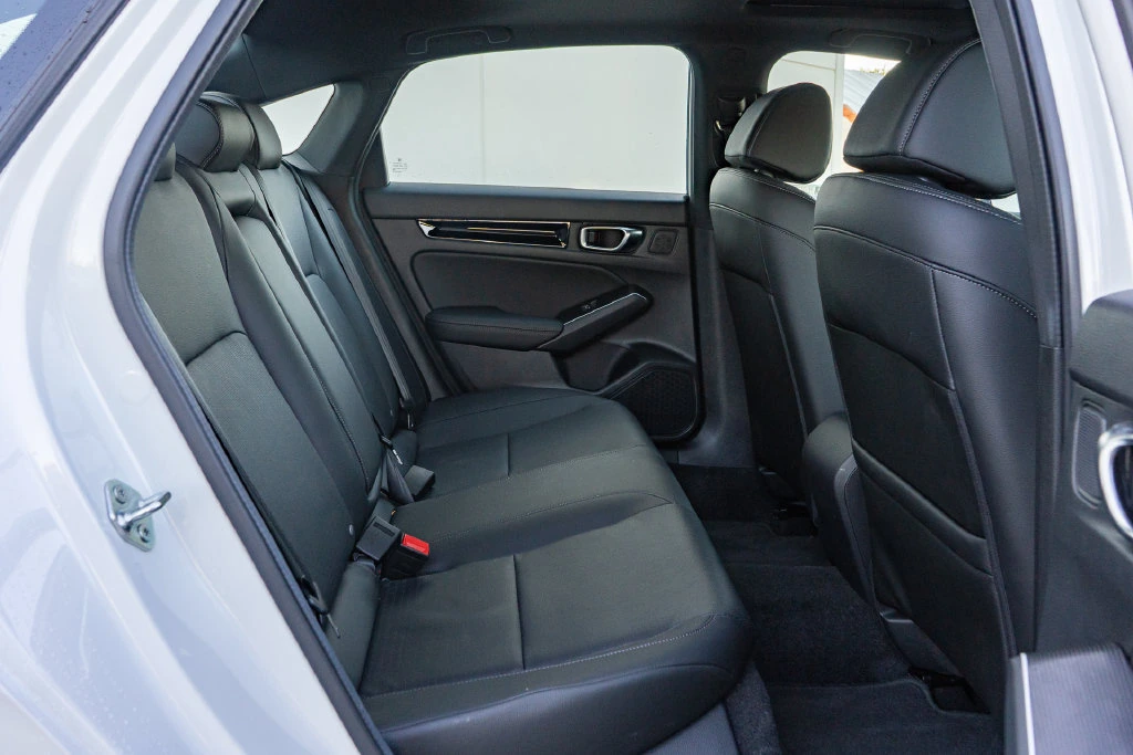 2026 Honda Civic Sport Touring - Photo 19