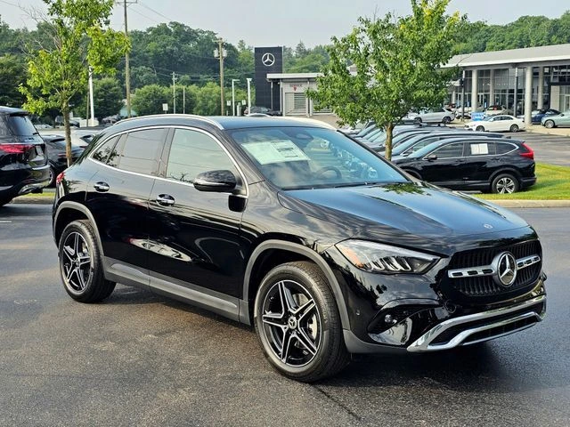 2026 Mercedes-Benz GLB