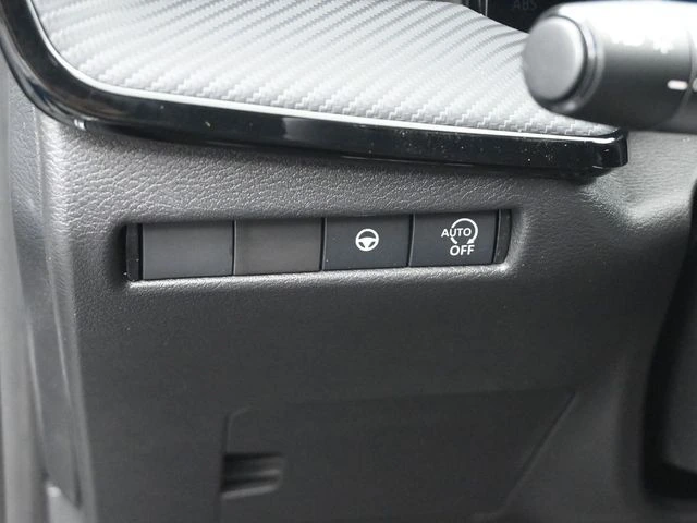 2026 Nissan KICKS SR - Photo 21