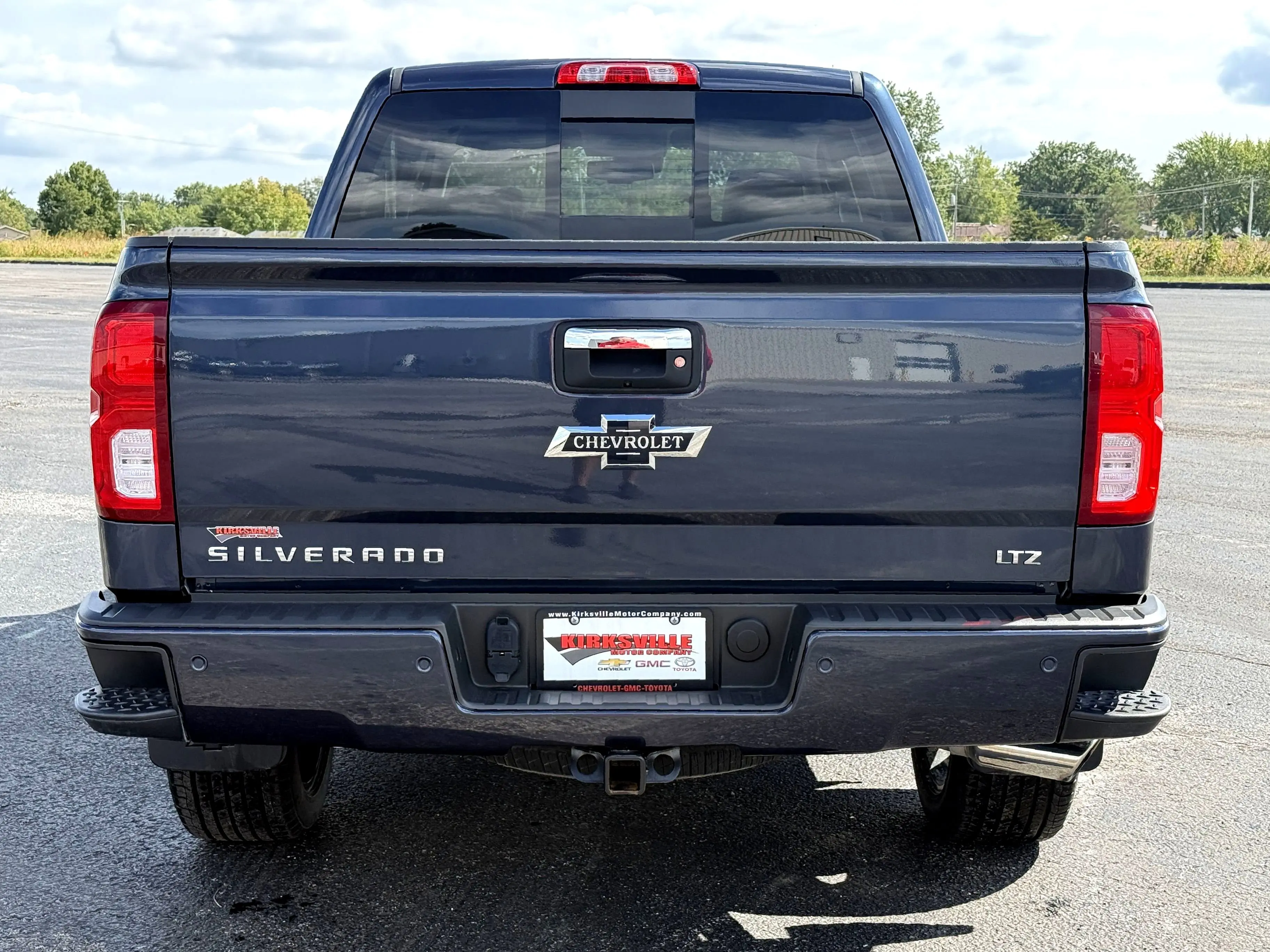 2018 Chevrolet Silverado 1500 LTZ photo 4