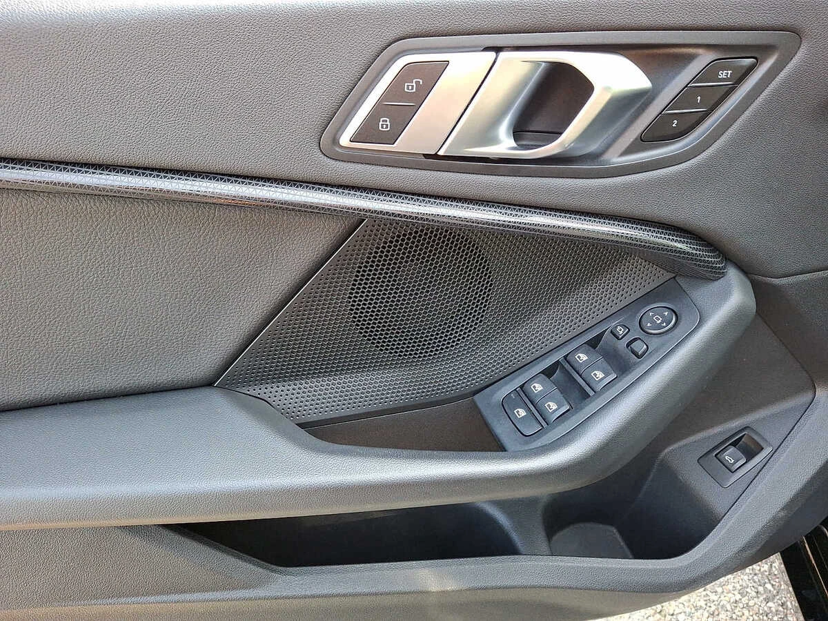 2022 BMW 2 Series 228i - Photo 9