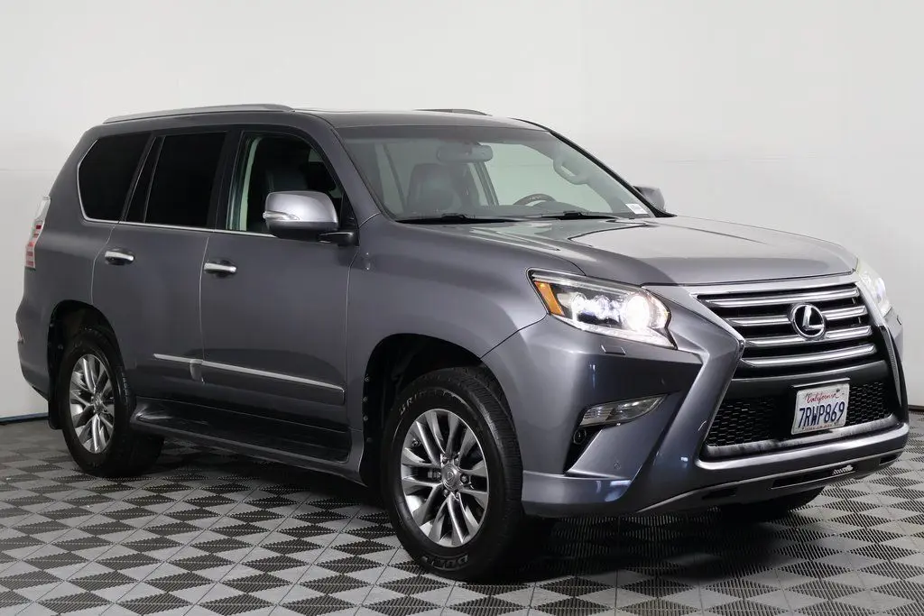 2015 Lexus GX 460 Luxury photo 3