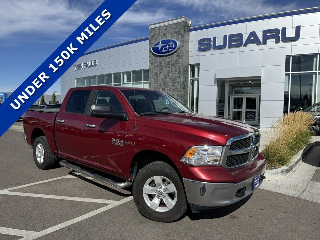 2015 Ram 1500 4WD Crew Cab 140.5 SLT