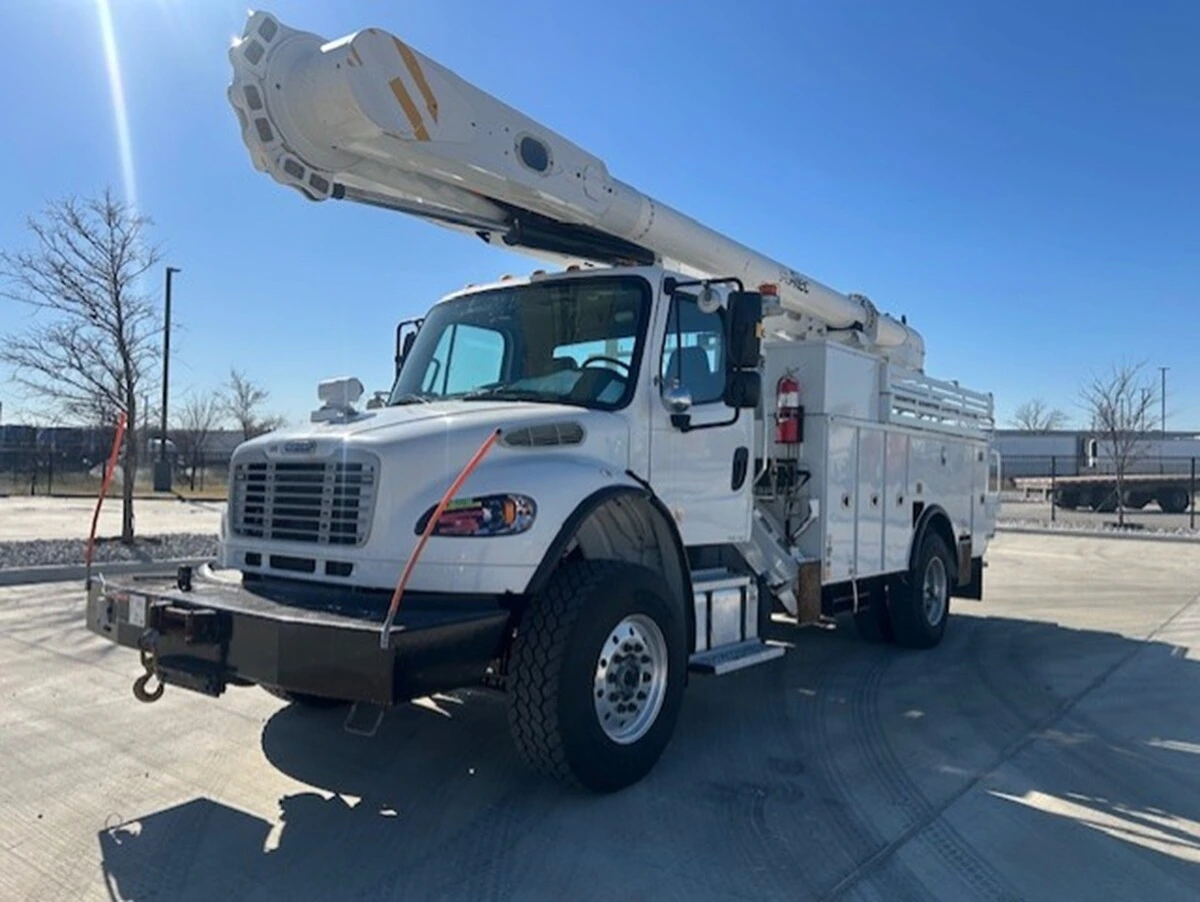 2020 Freightliner M2 106