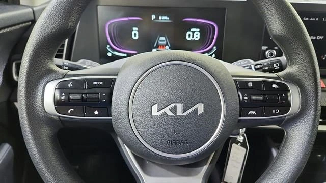 2025 Kia Sportage LX - Photo 19