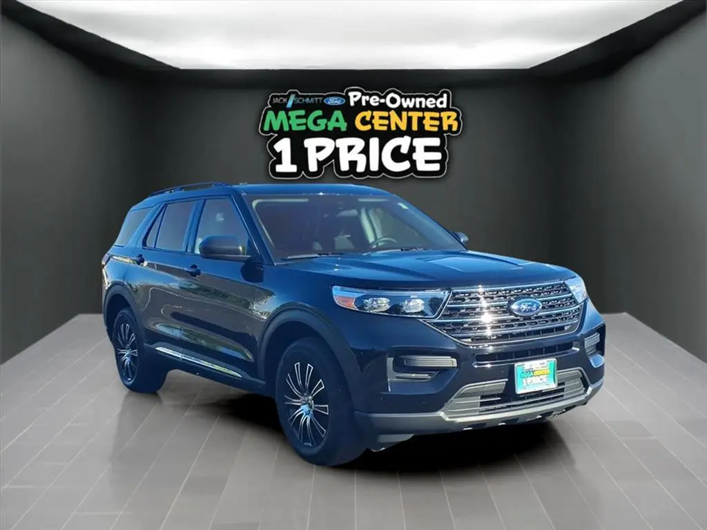 2024 Ford Explorer XLT photo 9