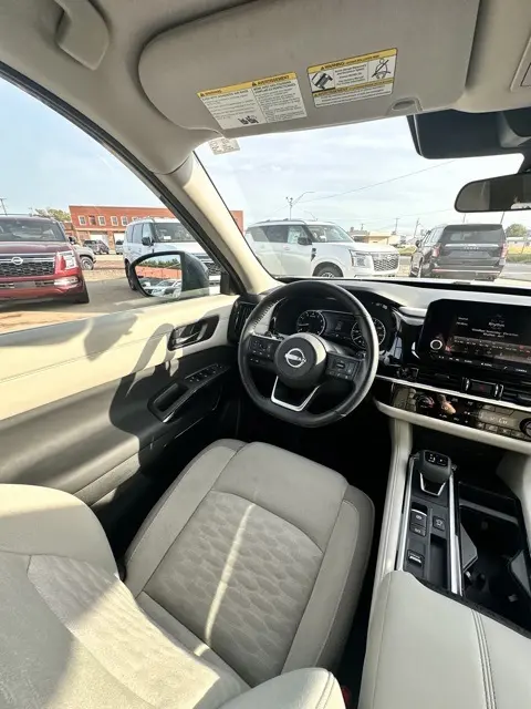 2025 Nissan Pathfinder SV photo 20