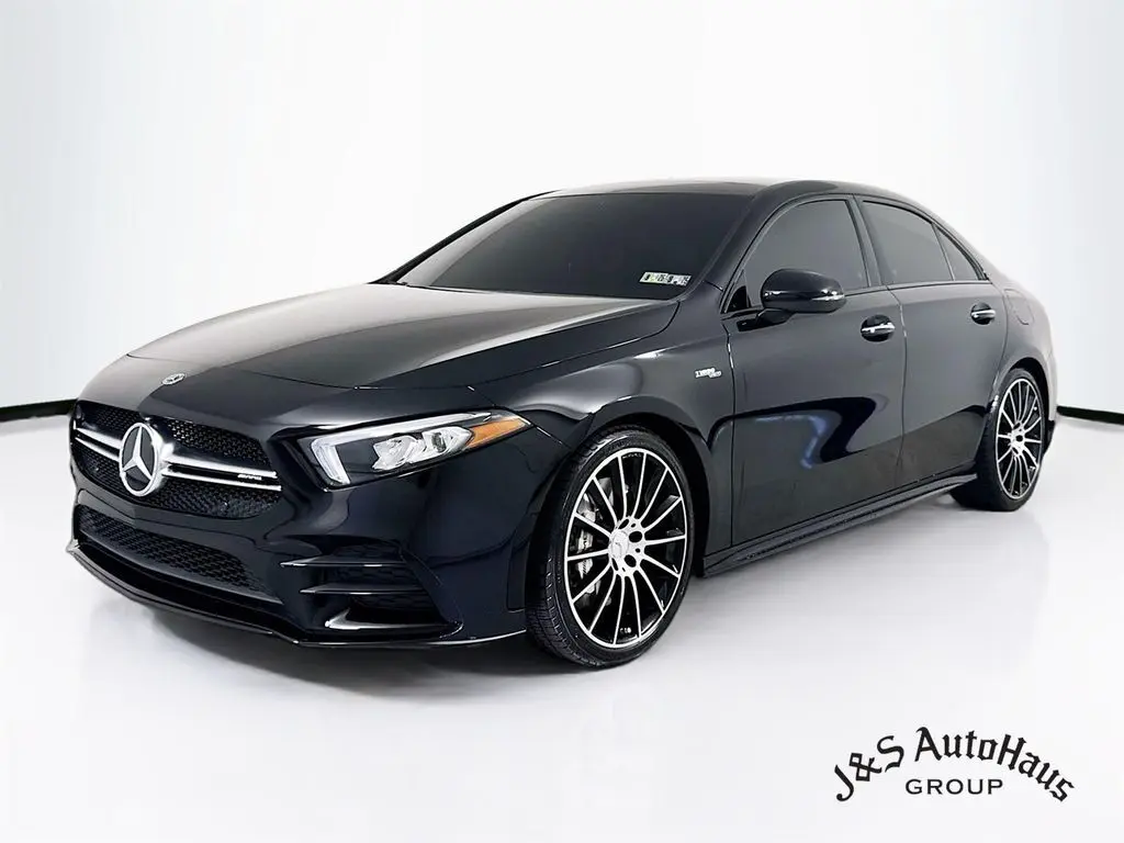 2021 Mercedes Benz A AMG 35 4MATIC photo 3