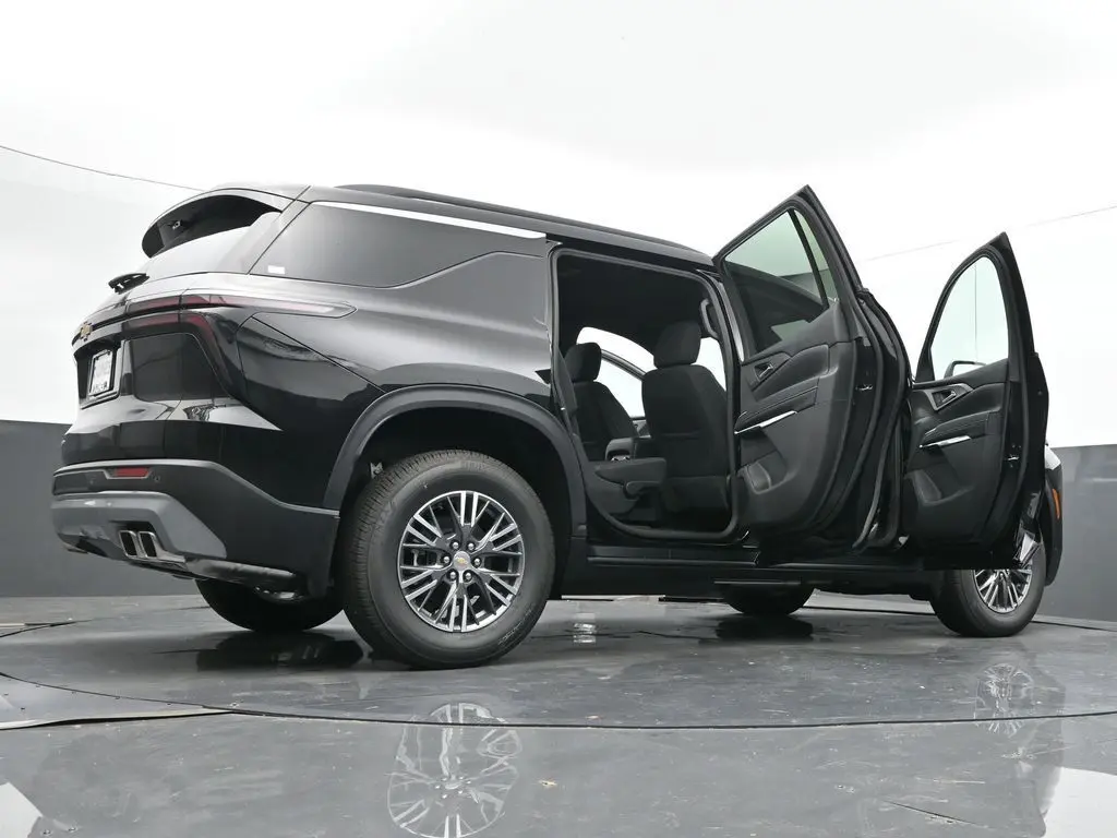 2026 Chevrolet Traverse 2LT photo 62