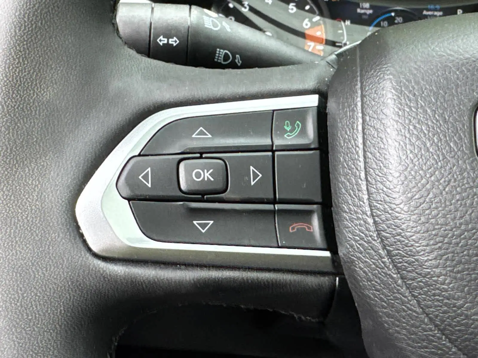 2023 Jeep Compass Latitude Lux photo 20