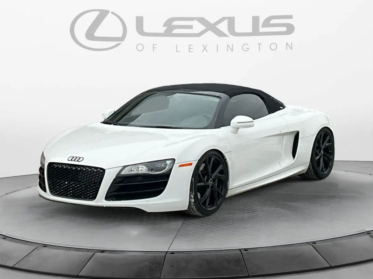 2012 Audi R8 Base's photo