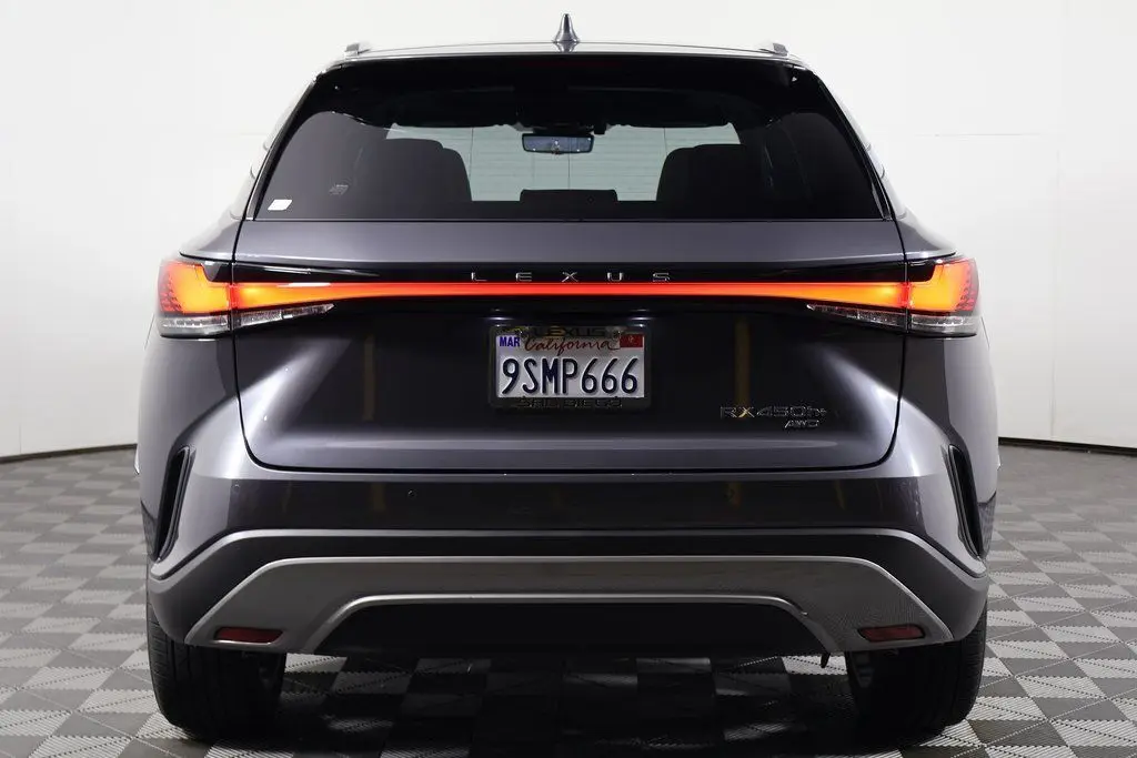 2025 Lexus RX 450h+ Luxury photo 3