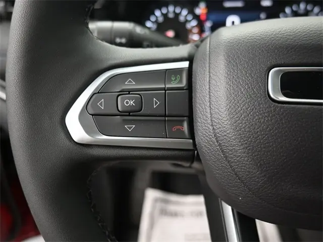 2026 Jeep Compass Latitude photo 15