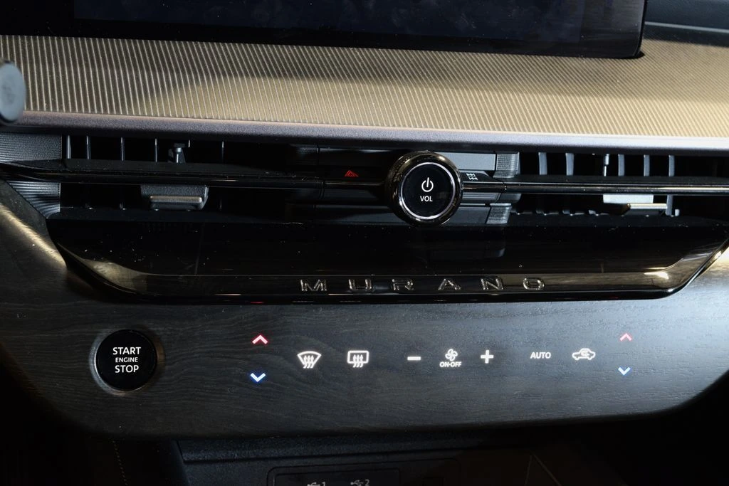 2025 Nissan Murano SV - Photo 24