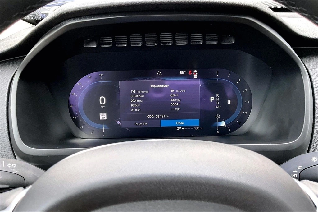 2023 Volvo - image 12