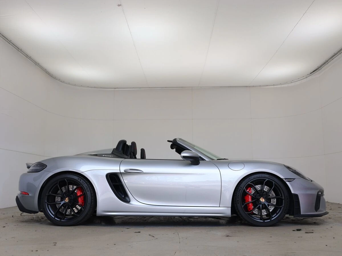 2022 Porsche 718 Spyder - Photo 7