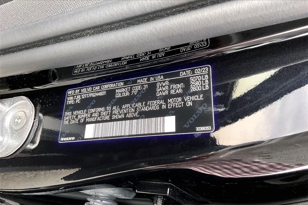 2023 Volvo - image 19