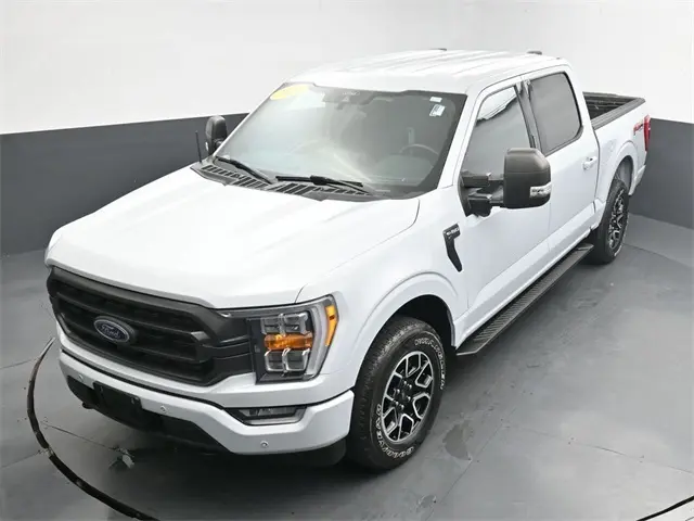 2021 Ford F-150 XLT FX4 photo 16
