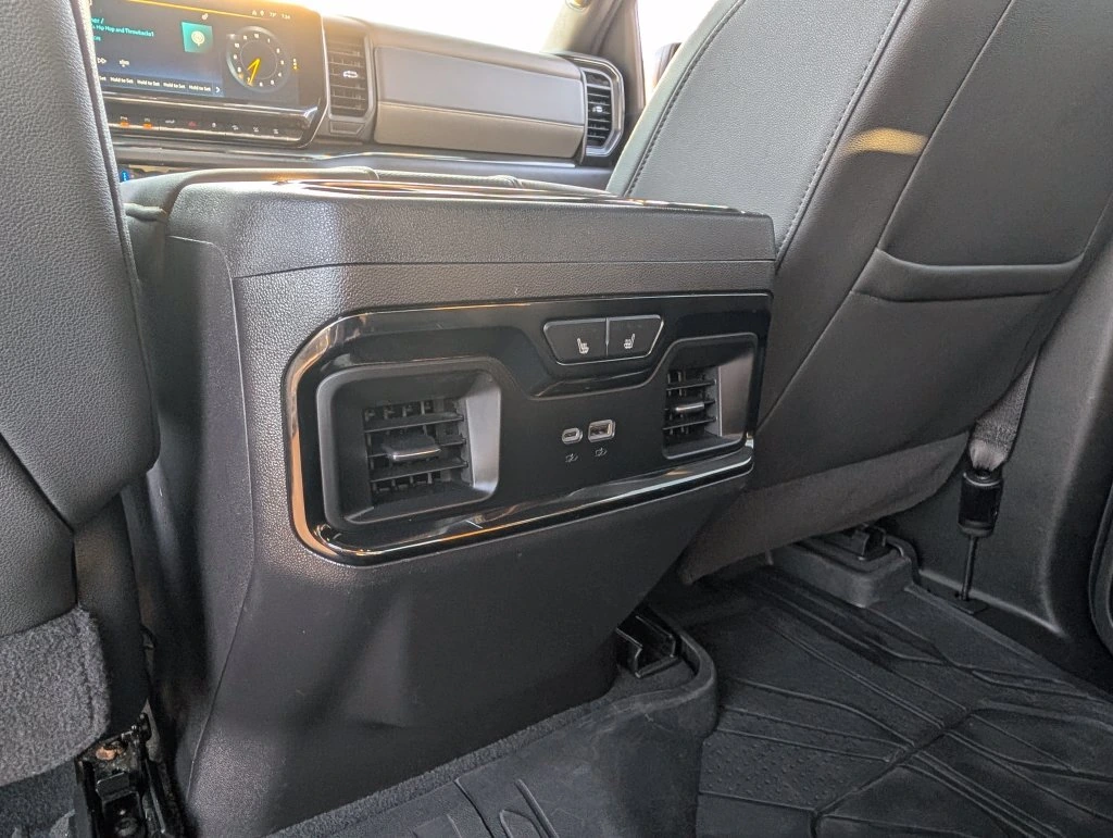 2024 Chevrolet Silverado 1500 ZR2 - Photo 13
