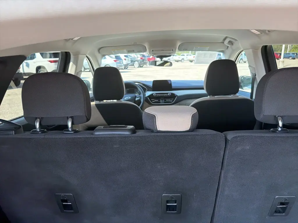 2022 Ford Escape SE photo 8