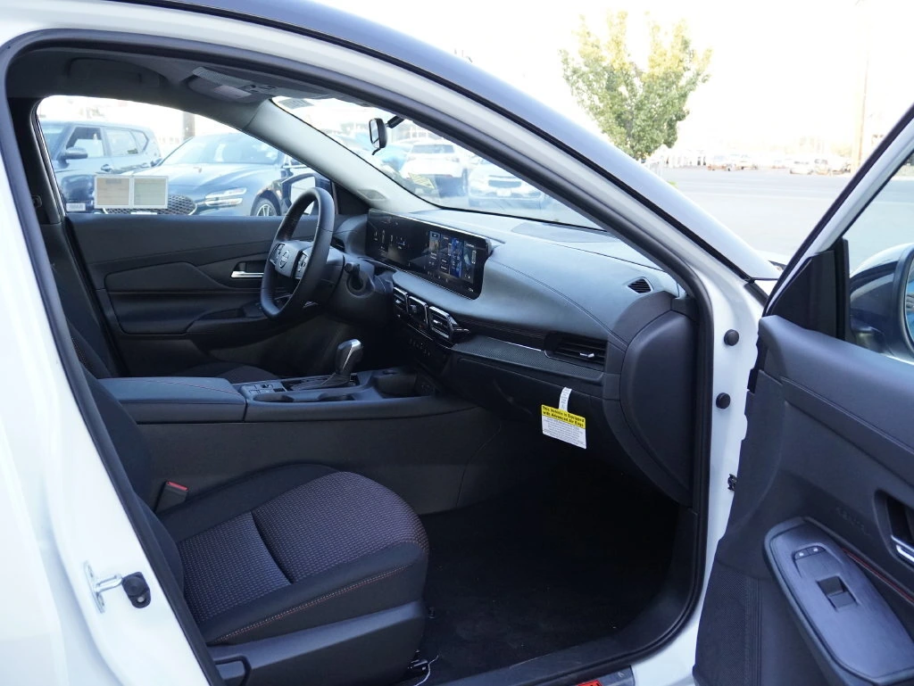2026 Nissan Sentra SR - Photo 27