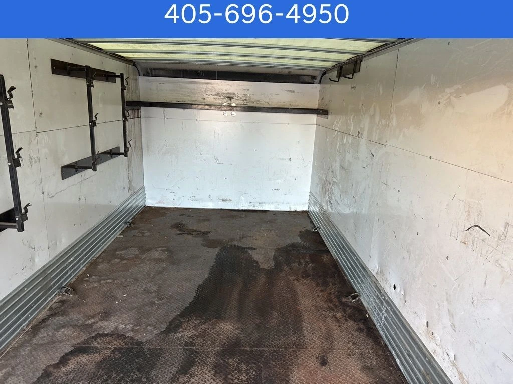 2024 Isuzu NPR - image 11