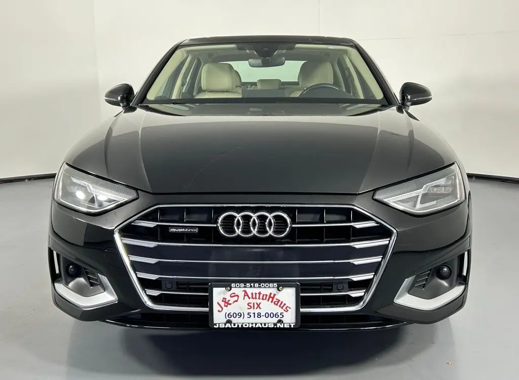 2022 Audi A4 40 Premium Quattro photo 2