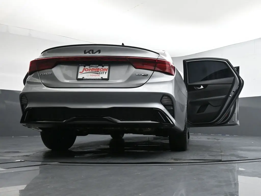 2024 Kia Forte GT-Line photo 42