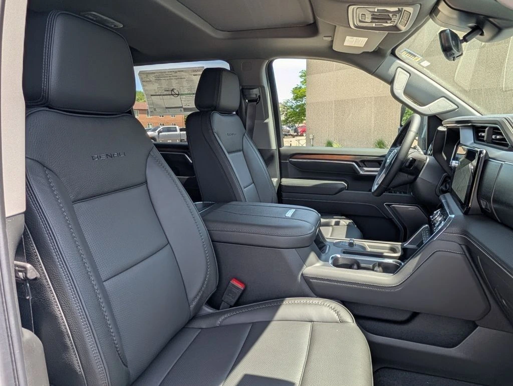 2026 GMC Sierra 3500HD Denali - Photo 22