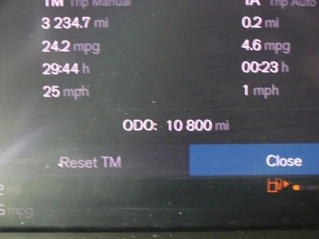 2025 Volvo - image 38