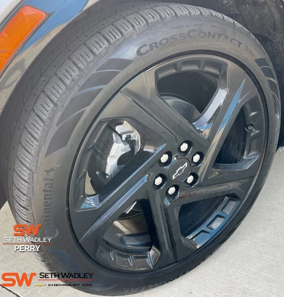 2025 Chevrolet Equinox EV RS - Photo 10