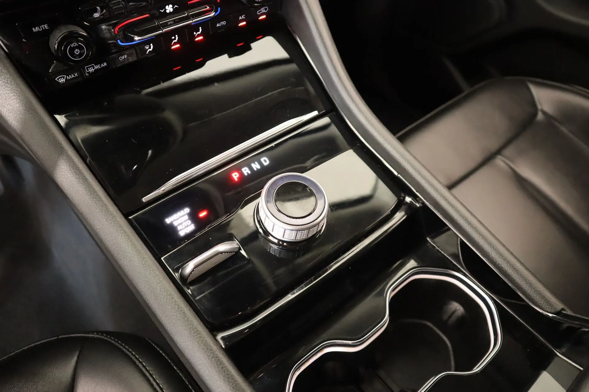 2023 Jeep Grand Cherokee Limited photo 7