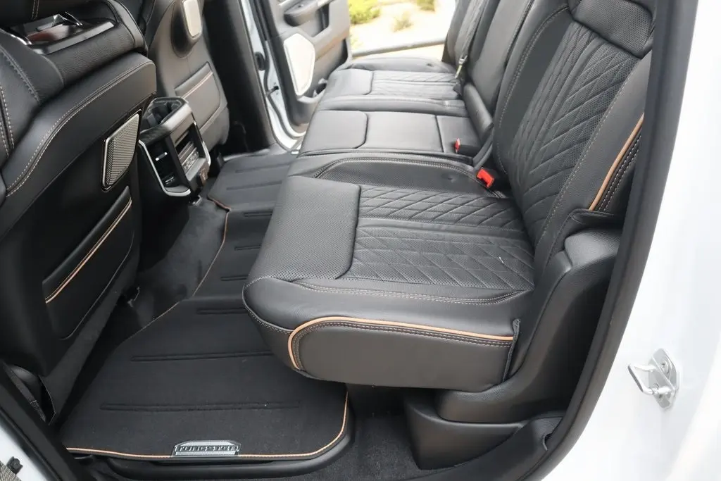 2026 Ram 1500 photo 3