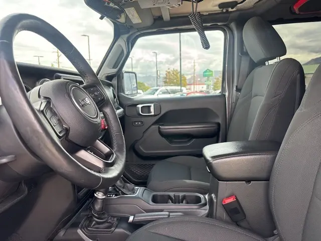 2019 Jeep Wrangler Unlimited Sport S photo 17
