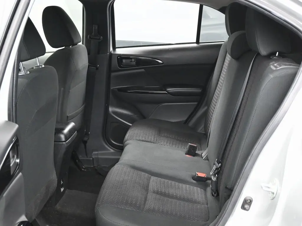 2022 Mitsubishi Eclipse Cross LE SEL GT photo 23