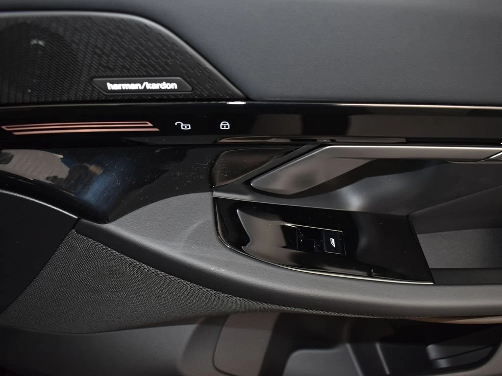 2026 BMW 5 Series 530i - Photo 22