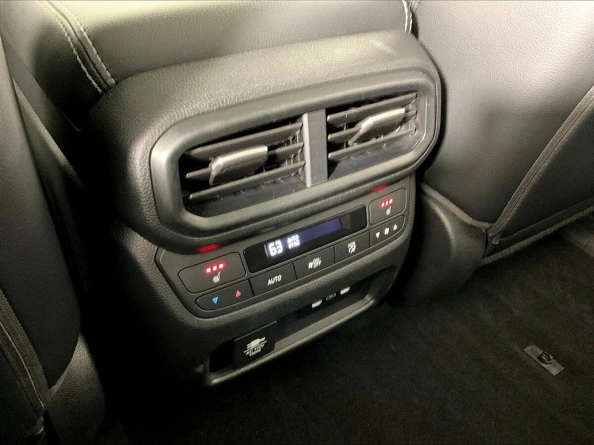 2025 Honda Pilot Elite - Photo 10