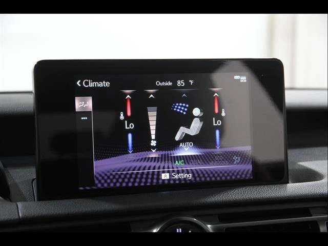 2023 Lexus IS 300 - Photo 12