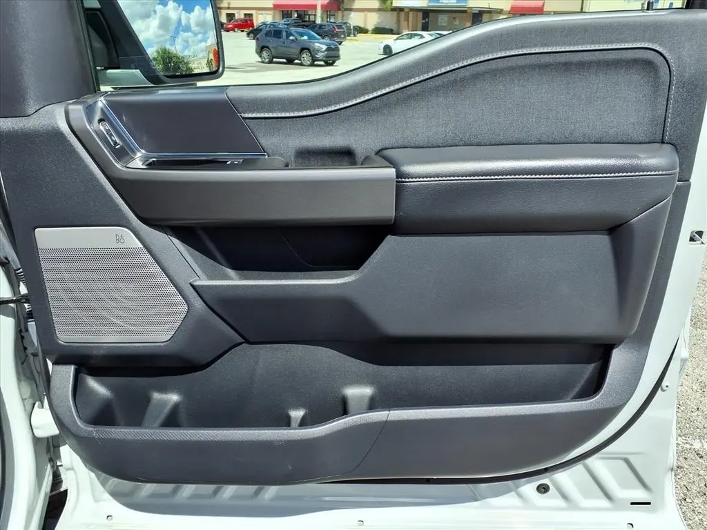 2024 Ford F-150 Lariat photo 15