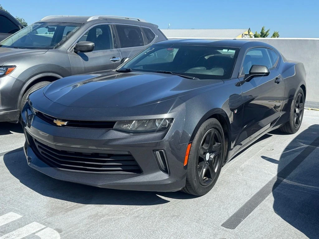 2018 Chevrolet Camaro 2.0 1LS's photo