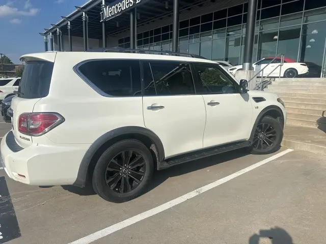 2018 Nissan Armada Platinum photo 3