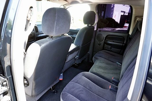 2005 Dodge Ram 3500 Pickup SLT - Photo 25